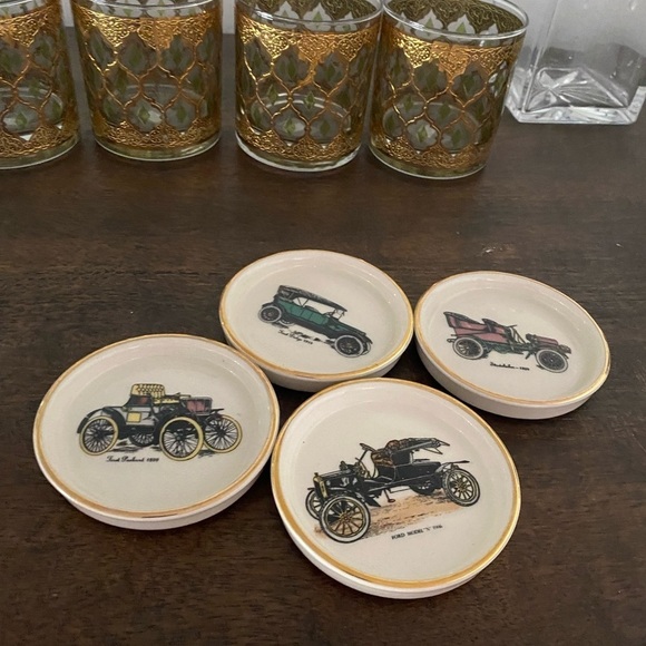 4 very collectible vintage HYALYN mini trinket dishes - Picture 1 of 9